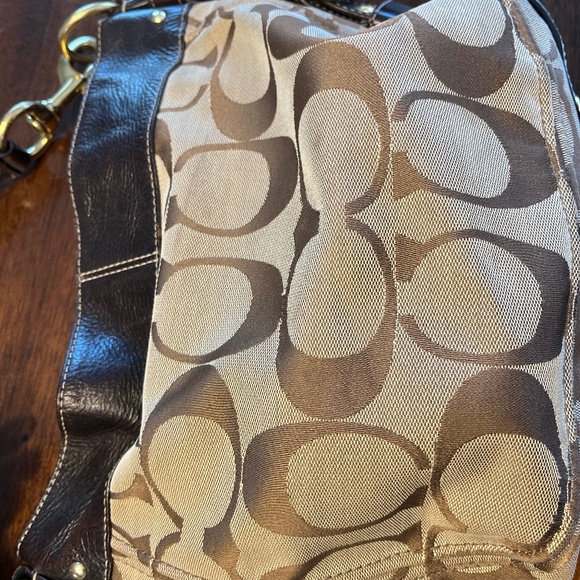 Coach Handbag - Picture 1 of 4